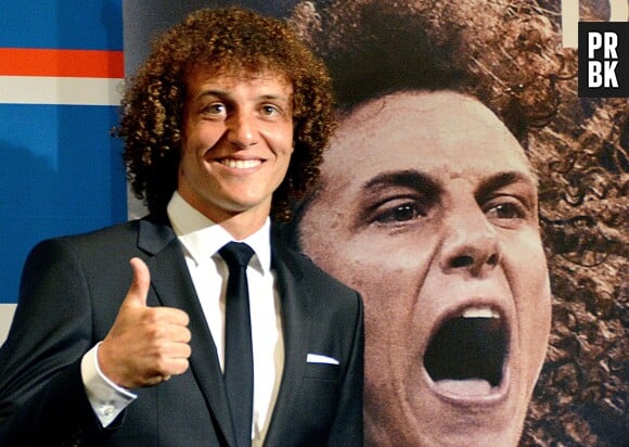 David Luiz et ses bouclette débarquent au PSG