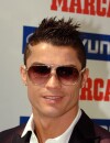  Cristiano Ronaldo : CR7 est le p&egrave;re d'un petit gar&ccedil;on pr&eacute;nomm&eacute; Cristiano Jr. 