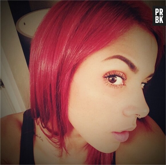 Shy'm : nouvelle couleur de cheveux rouges pour la rentrée 2014
