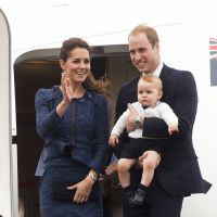 Kate Middleton et William menacent des paparrazis qui harcèlent le Prince George