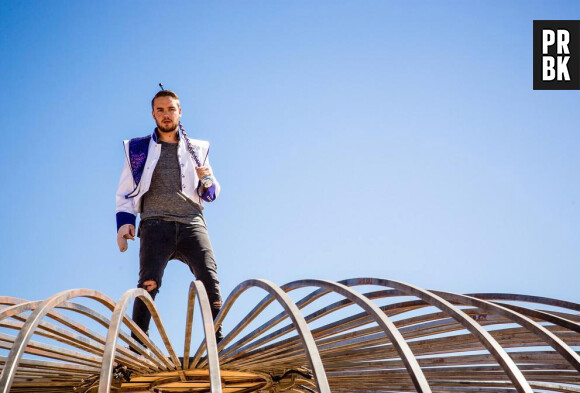 Liam Payne (One Direction) pendant le tournage du clip Steal My Girl