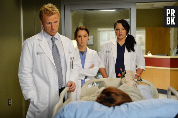 Grey's Anatomy saison 11, épisode 6 : Owen, Jo et Callie sur une photo