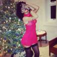 Rihanna en nuisette devant son sapin : avec elle, Noël est forcément hot