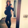 Emile Nef Naf enceinte : photo de son ventre rond en octobre 2014