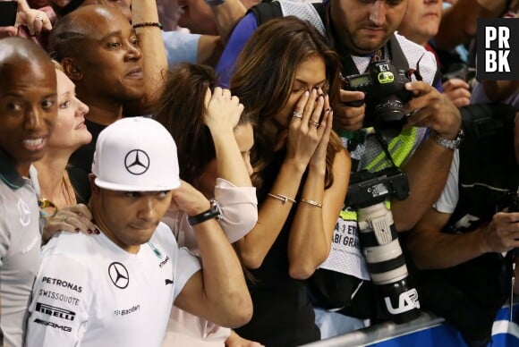 Nicole Scherzinger émue après la victoire de Lewis Hamilton, le 23 novembre 2014 à Abou Dhabi
