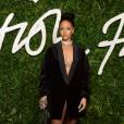 Rihanna sans pantalon aux British Fashion Awards 2014, le 1er décembre 2014 à Londres