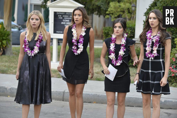 Pretty Little Liars saison 5, épisode 14 : Ashley Benson, Shay Mitchell, Troian Bellisario et Lucy Hale sur une photo