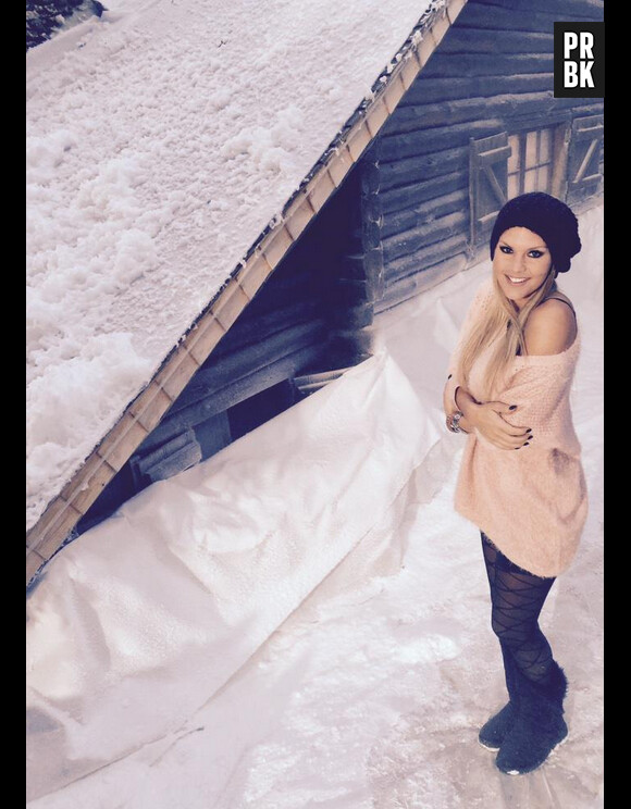Amélie Neten sur le tournage des Anges fêtent Noël, le 11 décembre 2014