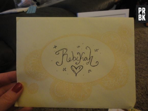 Taylor Swift : la chanteuse offre des cadeaux et un chèque pour payer ses études à l'une de ses plus grandes fans Rebekah Bortnicker