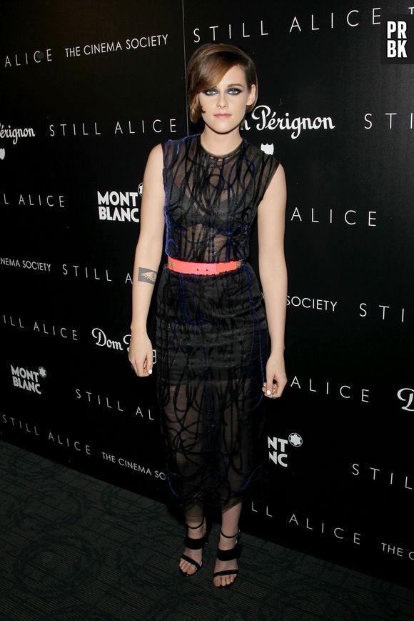 Kristen Stewart en robe transparente à la projection du film Still Alice le 13 janvier 2015 à New York