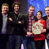 Max Boublil et l'équipe de A Love You à la cérémonie de récompenses du Festival de l'Alpe d'Huez le 18 janvier 2015