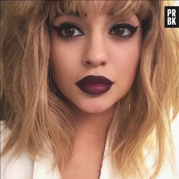 Kylie Jenner blonde pour LOVE Magazine en février 2015