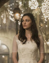 The Originals saison 2, épisode 14 : photo de Hayley (Phoebe Tonkin) en mariée