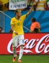 Neymar brille autant sur le terrain qu'en dehors