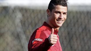 Cristiano Ronaldo, star la plus likée sur Facebook : CR7 détrône Shakira