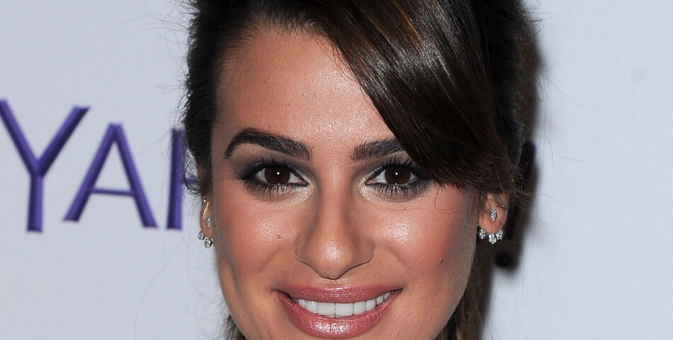 Lea Michele souriante au PaleyFest pour la fin de Glee le 13 mars 2015