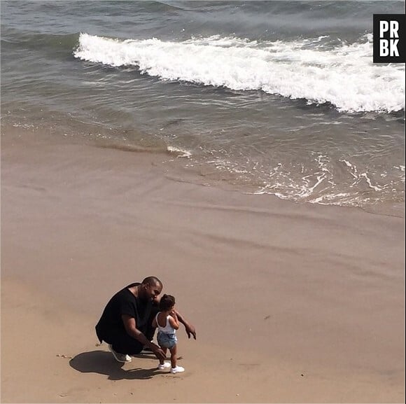 Kanye West et North : moment entre père et fille sur une plage de Malibu, mars 2015