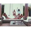 Adèle Exarchopoulos très sexy avec ses copines sur Instagram, le 7 avril 2015