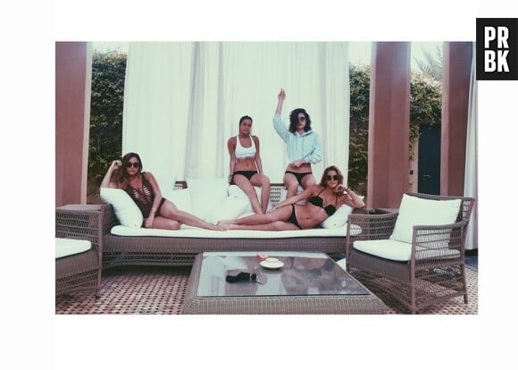 Adèle Exarchopoulos très sexy avec ses copines sur Instagram, le 7 avril 2015