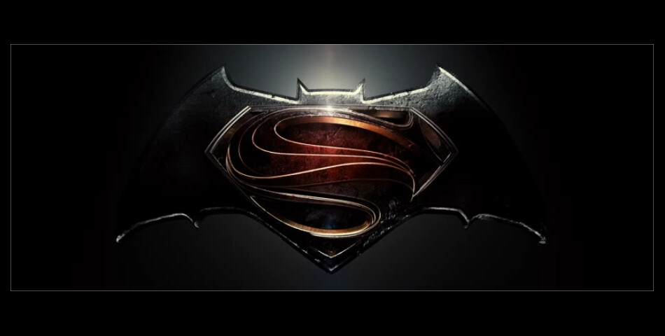 Batman v Superman, Dawn of Justice : logo du film