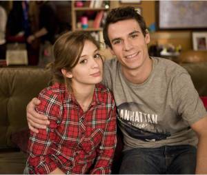 En Famille saison 4 : le cousin de la famille va-t-il enfin bouger du canap&eacute; ?