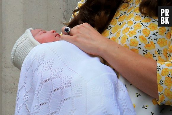 Royal Baby : les premières photos de la fille de Kate Middleton et du Prince William