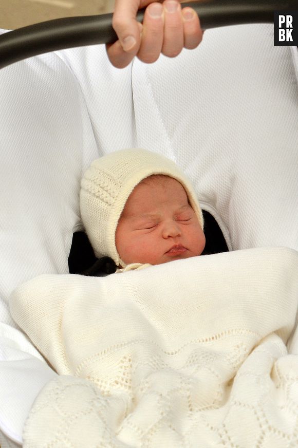 Royal Baby : les premières photos de la fille de Kate Middleton et du Prince William