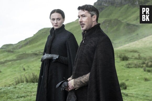 Game of Thrones saison 5 : Sansa et Littlefinger sur une photo