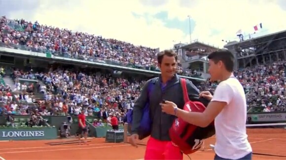 Roger Federer "agressé" pour un selfie à Roland Garros : "Ce genre de choses ne doit pas arriver"