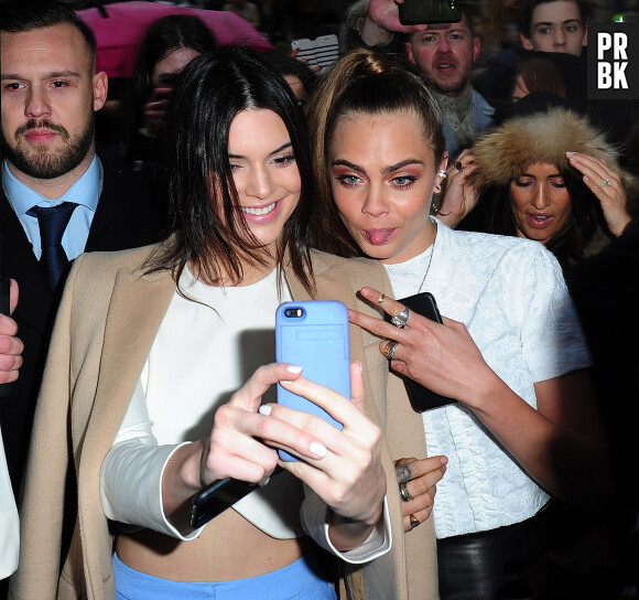 Cara Delevingne et Kendall Jenner à Londres, le 22 février 2015