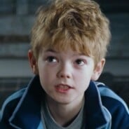 Love Actually : 12 ans après, à quoi ressemble l&#039;adorable petit garçon qui jouait Sam ?
