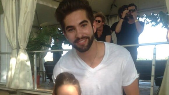 Kendji Girac : une jeune chanteuse de 6 ans, star de Youtube, le bluffe avec sa reprise d'Andalouse