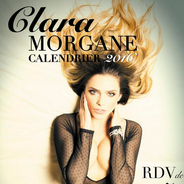 Clara Morgane dévoile la couverture sexy de son calendrier 2016