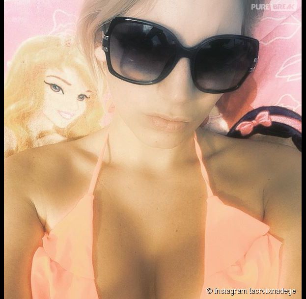 Nad&egrave;ge Lacroix (Hollywood Girls 4) : sexy en bikini pour bronzer &agrave; Miami