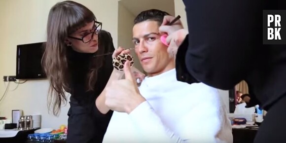 Cristiano Ronaldo dans le peau d'un SDF pour surprendre ses fans