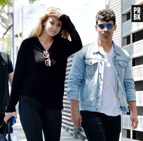 Joe Jonas et Gigi Hadid dans les rues de L.A, le 10 août 2015