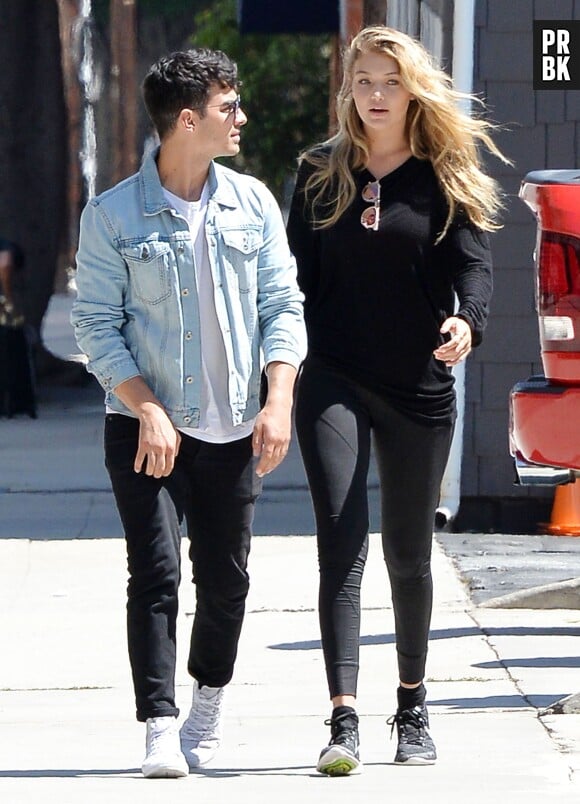 Joe Jonas et Gigi Hadid : balade à L.A, le 10 août 2015