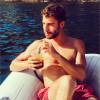 Marwan Berreni (Plus belle la vie) torse-nu en Espagne pour les vacances d'été 2015