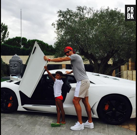 Cristiano Ronaldo et son fils : direction l'entraînement de foot !