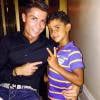 Cristiano Ronaldo prend la pose avec son adorable fils sur Instagram