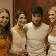 Robert Pattinson s'incruste sur des photos de mariage