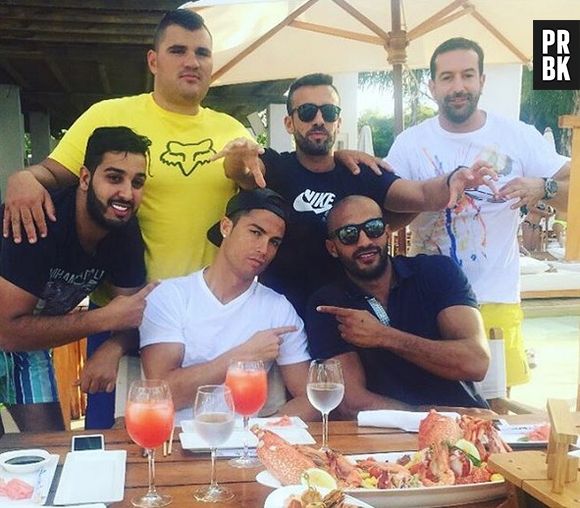 Cristiano Ronaldo profite de ses vacances au Maroc avec Badr Hari