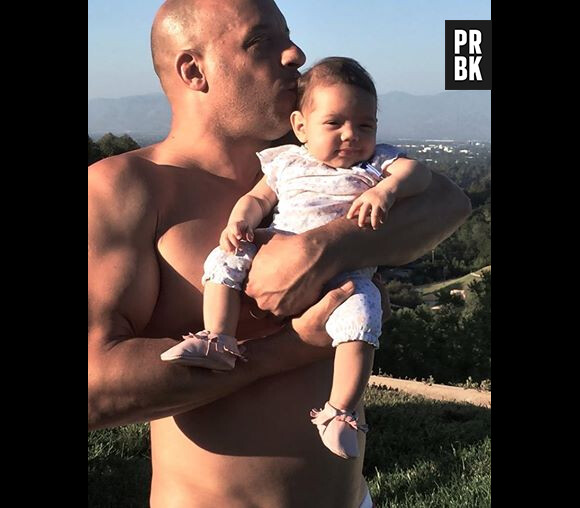 Vin Diesel papa poule : sa photo adorable avec sa fille Pauline, en octobre 2015 sur Facebook