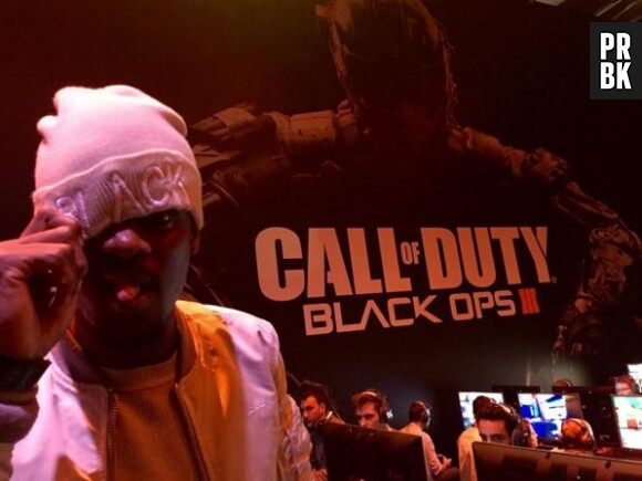 Black à la soirée Call of Duty : Black Ops 3 au salon Paris Games Week, le 27 octobre 2015