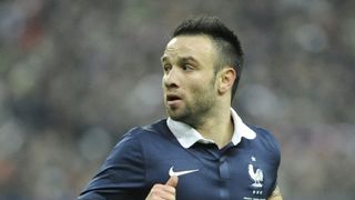 Mathieu Valbuena bientôt papa : sa compagne Fanny serait enceinte
