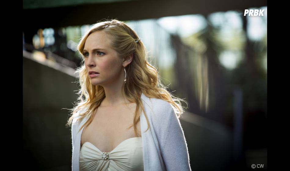 The Vampire Diaries saison 7 Caroline enceinte de jumeaux Purebreak