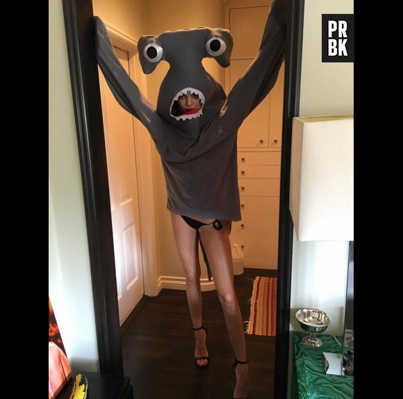 Kendall Jenner en requin sexy pour Love Magazine