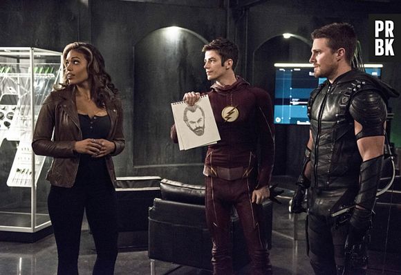 Arrow saison 4 et Flash saison 2 : nouvelles images du crossover avec Stephen Amell, Grant Gustin