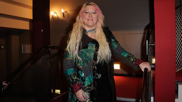 Loana en couple : l'ex bimbo aux cheveux roses a retrouvé l'amour