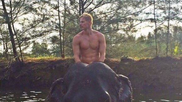 Matthieu Delormeau sexy et torse nu sur Instagram : ses vacances au soleil continuent